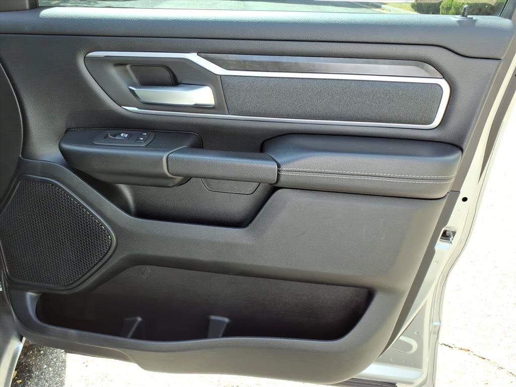 Used 2022 RAM 1500 Big Horn AWD/4WD image 16