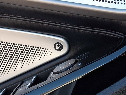 Used 2021 Ford Explorer Platinum w/ Equipment Group 601A image 25