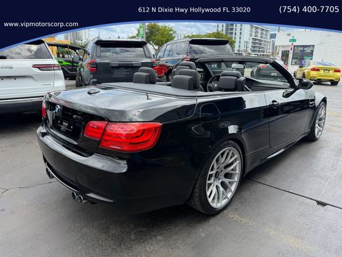Used 2011 BMW M3 Convertible image 8