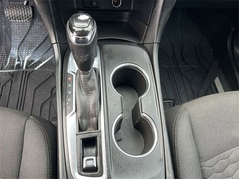 Used 2018 Chevrolet Equinox LT image 22