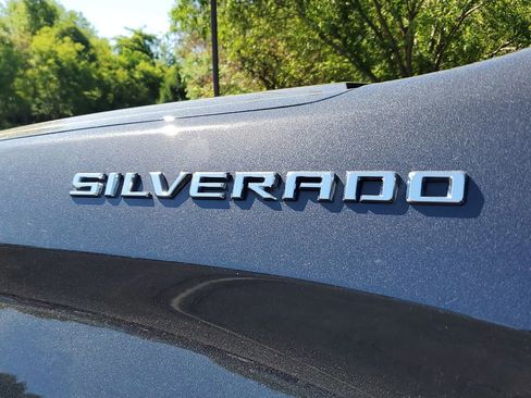 Used 2023 Chevrolet Silverado 1500 LT AWD/4WD image 6