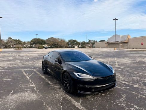 Used 2022 Tesla Model S image 1