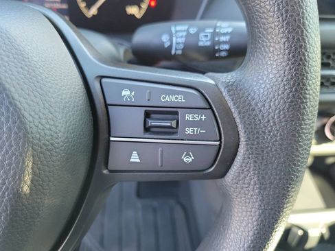 Certified 2026 Honda HR-V LX image 26