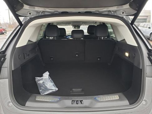 New 2026 Lincoln Nautilus Premier image 8