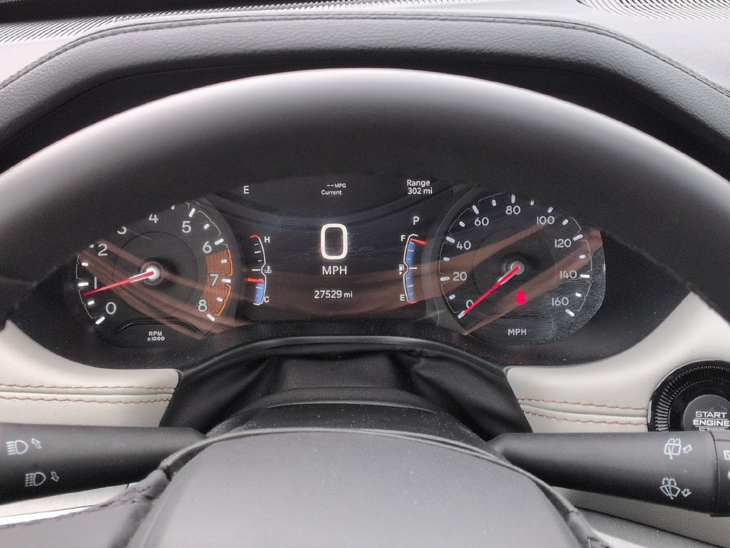 Used 2025 Jeep Compass Limited AWD/4WD image 16