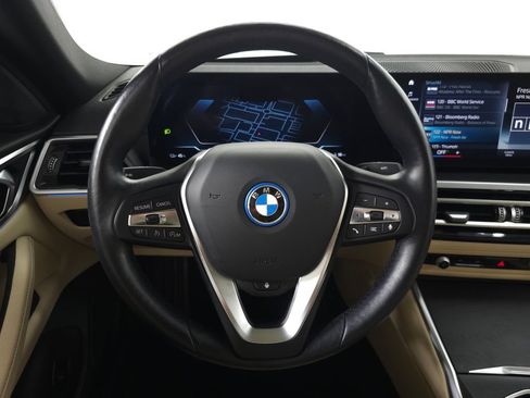 Used 2023 BMW i4 eDrive35 w/ Premium Package RWD image 19