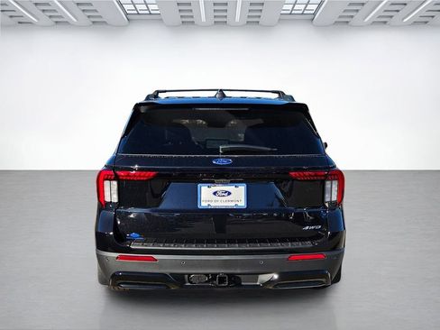 New 2026 Ford Explorer ST-Line w/ ST-Line Street Pack image 6