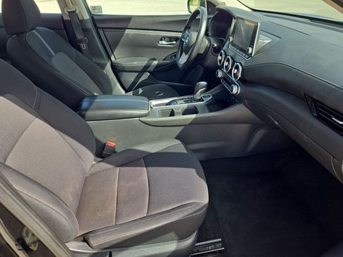 Used 2024 Nissan Sentra SV FWD image 30