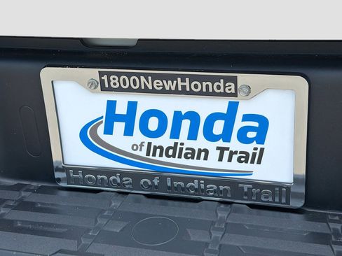Used 2024 Nissan Frontier SV RWD image 29