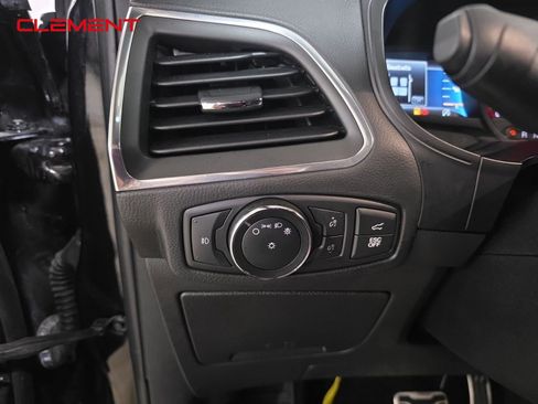 Used 2022 Ford Edge ST image 10