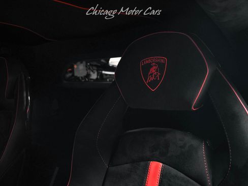 Used 2016 Lamborghini Aventador LP 750-4 Superveloce AWD/4WD image 18