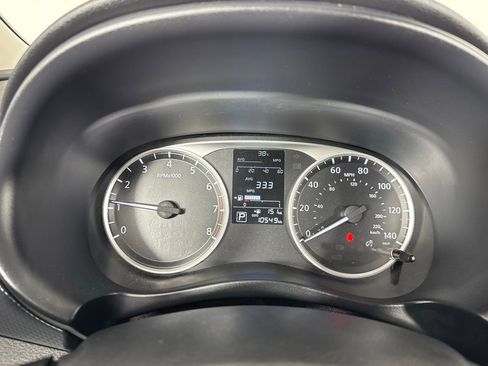 Used 2024 Nissan Kicks S image 17