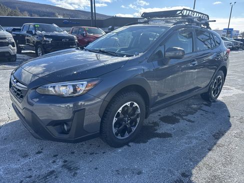 Used 2021 Subaru Crosstrek 2.0i Premium w/ Moonroof Package image 8