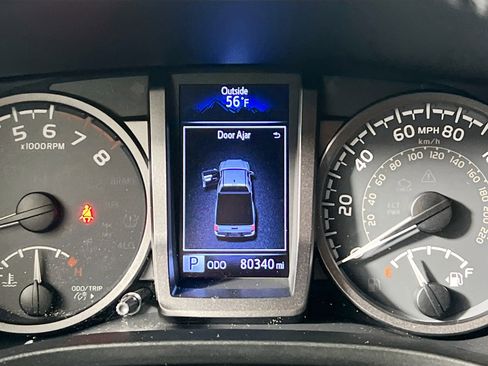 Used 2019 Toyota Tacoma TRD Sport image 23