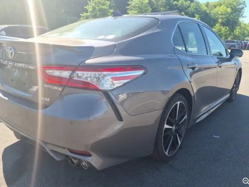 Used 2018 Toyota Camry XSE w/ Driver Assist Package FWD image 3