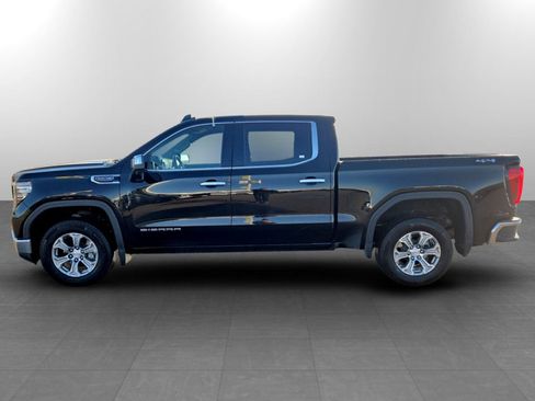 Used 2025 GMC Sierra 1500 SLT image 10
