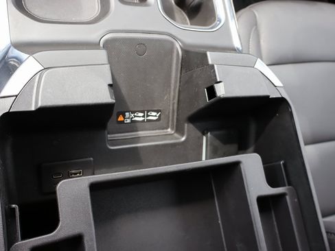 Used 2024 Chevrolet Silverado 1500 LT Trail Boss w/ LT Trail Boss Premium Package image 13