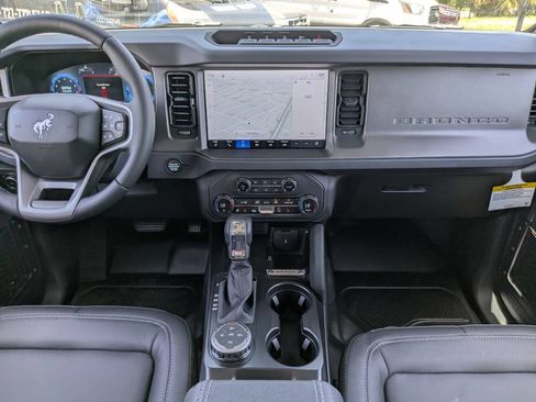 New 2026 Ford Bronco Badlands AWD/4WD image 14