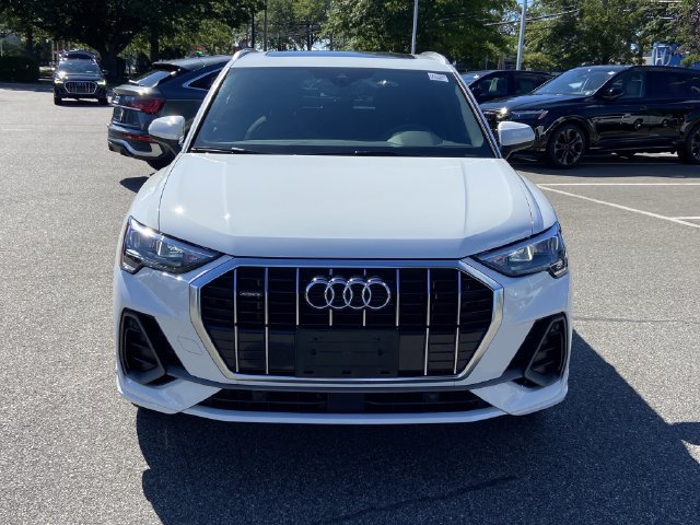 Used 2020 Audi Q3 2.0T Premium AWD/4WD image 2