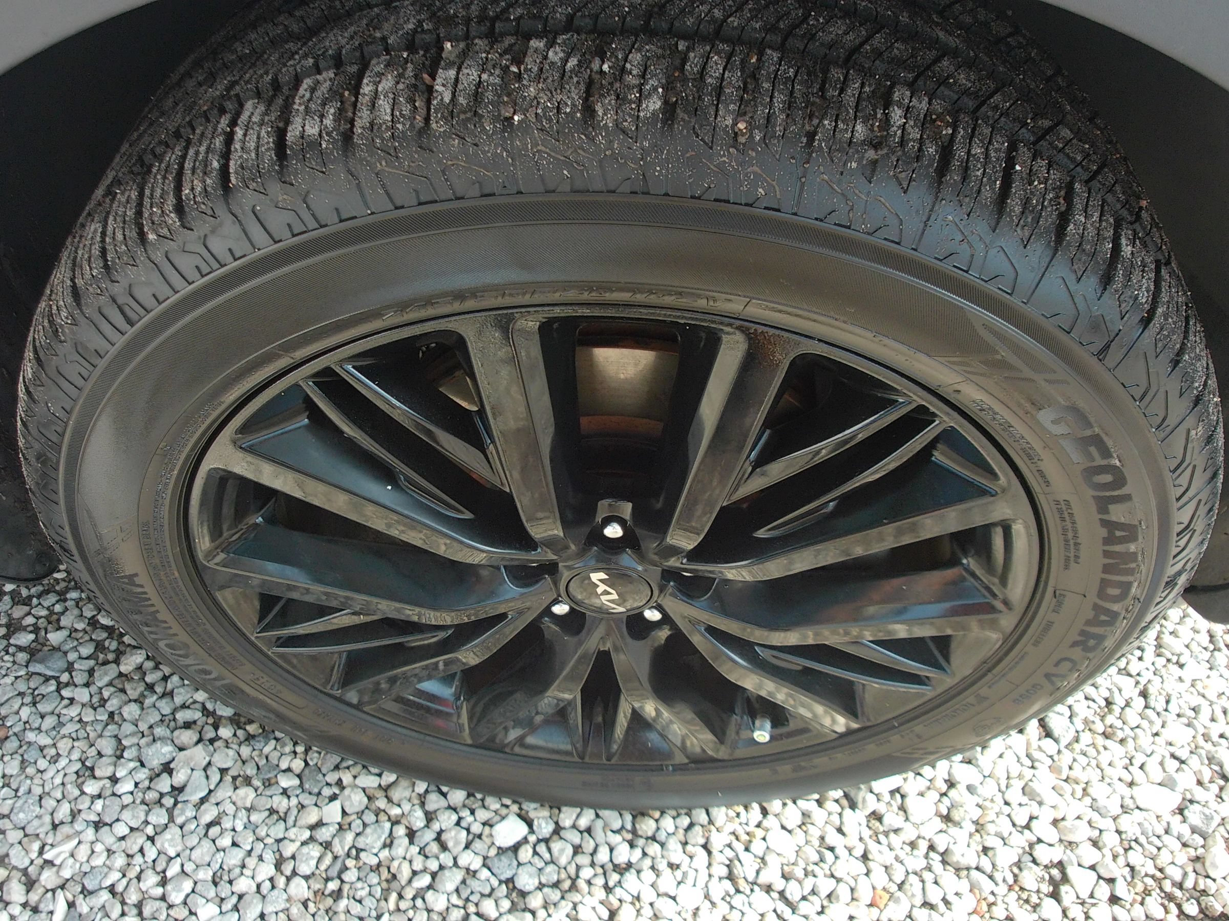 Used 2022 Kia Telluride SX w/ Towing Package FWD image 47