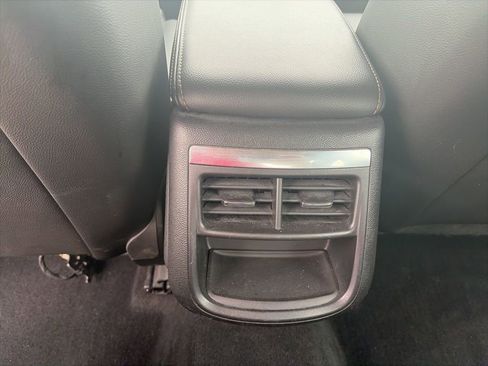 Used 2019 Chevrolet Impala LT FWD image 13