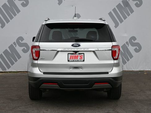 Used 2019 Ford Explorer XLT w/ Equipment Group 201A FWD image 5