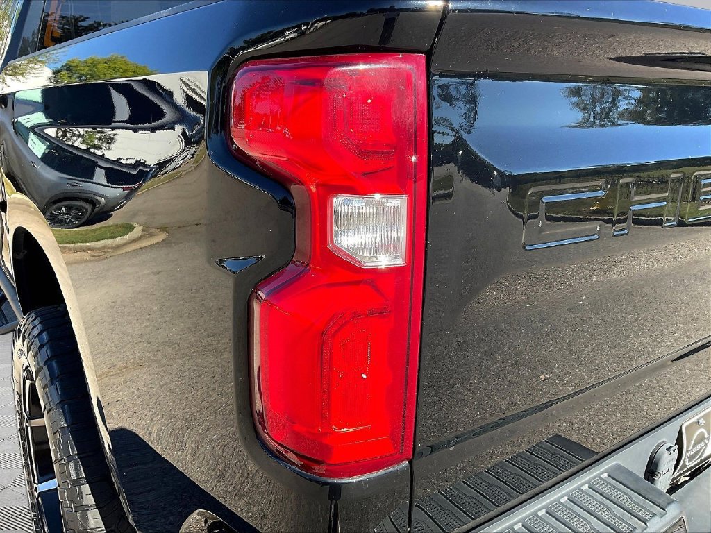 Used 2019 Chevrolet Silverado 1500 RST w/ All-Star Edition AWD/4WD image 27
