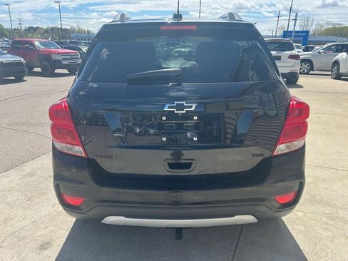 Used 2018 Chevrolet Trax LT w/ Sun & Sound Package AWD/4WD image 6