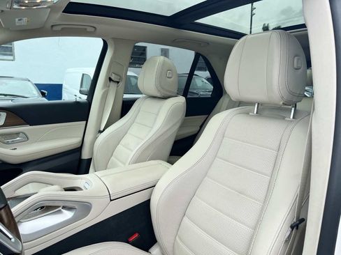 Used 2020 Mercedes-Benz GLE 450 GLE 450 4MATIC SUV image 11