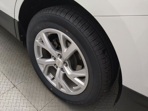 Used 2020 Chevrolet Equinox Premier FWD image 31