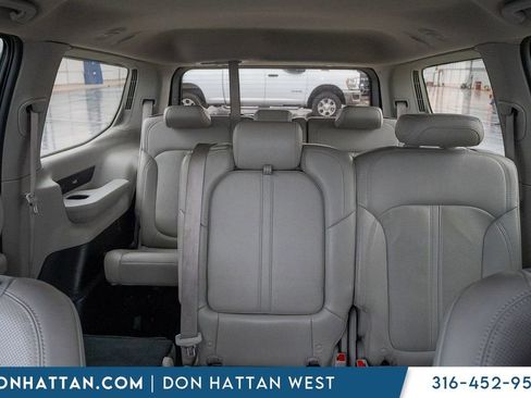 Used 2023 Jeep Wagoneer Series III w/ Preferred Equipment Group AWD/4WD image 22