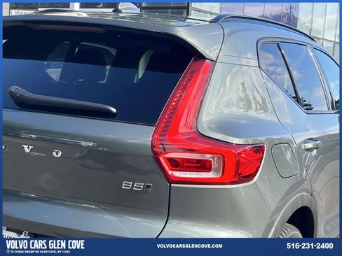 Used 2026 Volvo XC40 B5 Core w/ Protection Package Premier AWD/4WD image 9