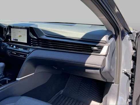 Used 2026 Toyota Camry LE FWD image 18