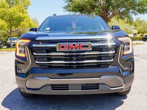 New 2026 GMC Terrain Elevation w/ Elevation Premium Package AWD/4WD image 4