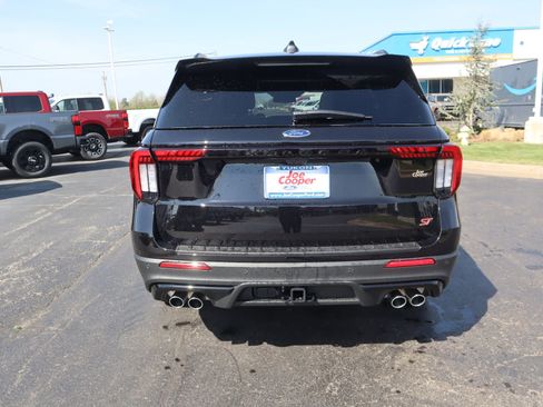 New 2026 Ford Explorer ST AWD/4WD image 23