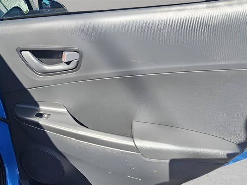 Used 2018 Hyundai Kona SEL AWD/4WD image 19