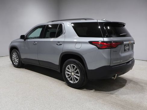 Used 2023 Chevrolet Traverse LT AWD/4WD image 4