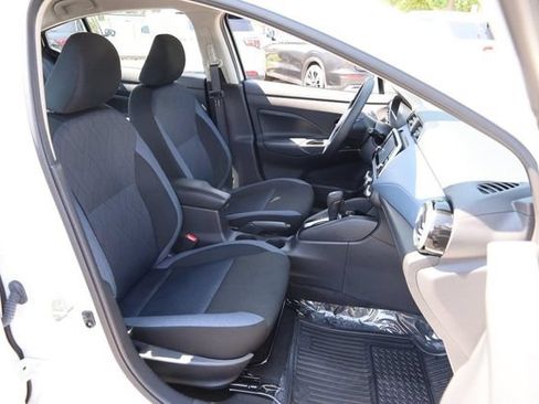 Used 2025 Nissan Versa SV w/ Trunk Package FWD image 27