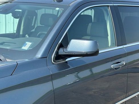 Used 2020 GMC Yukon Denali image 13