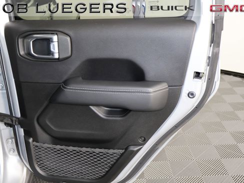 Used 2022 Jeep Wrangler Unlimited Sahara w/ LED Lighting Group image 16