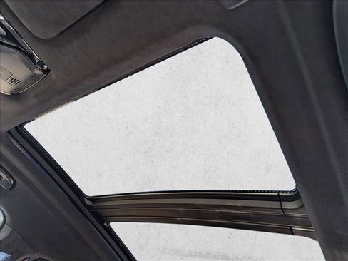 Used 2025 BMW X7 M60i AWD/4WD image 17