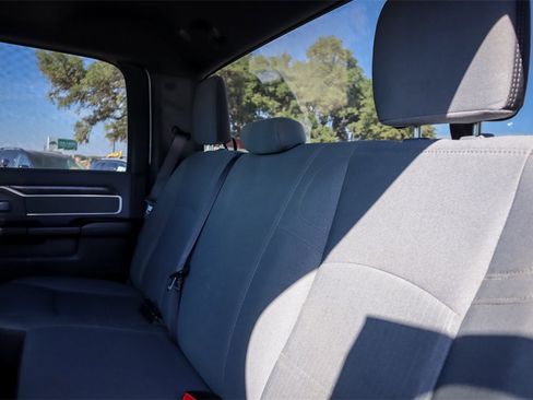 Used 2022 RAM 3500 Big Horn image 24