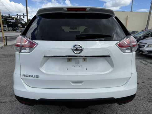 Used 2016 Nissan Rogue S w/ Appearance Package FWD image 7
