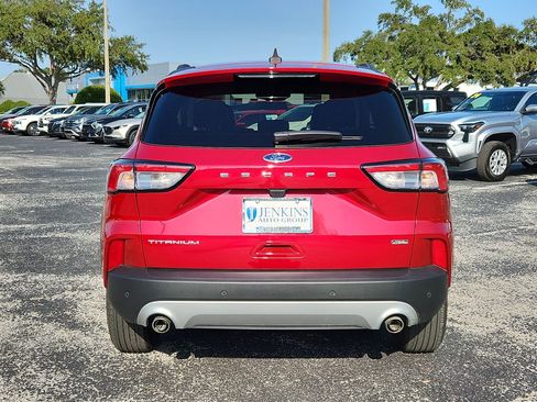 Used 2022 Ford Escape Titanium w/ Titanium Premium Package image 4