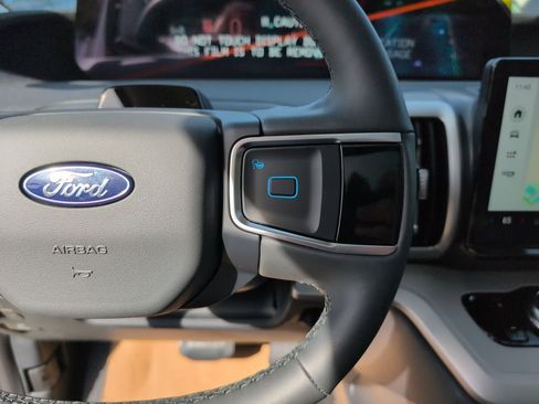 New 2025 Ford Expedition Max Active image 34