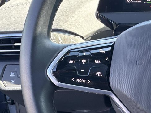 Certified 2024 Volkswagen ID.4 S image 19