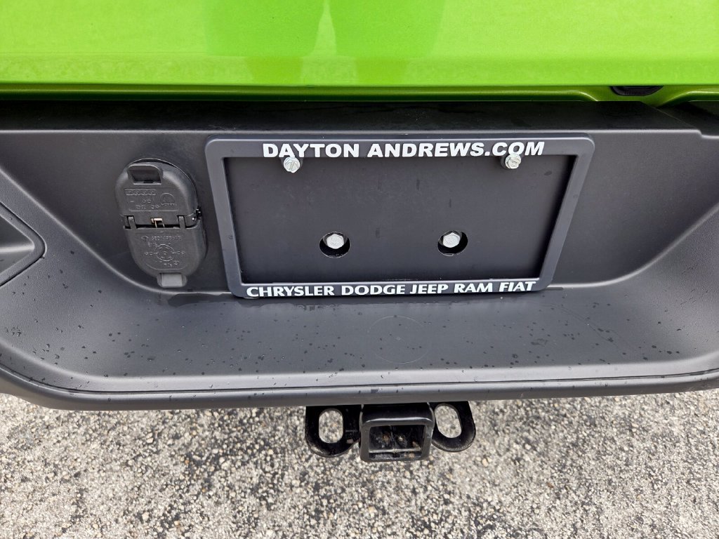 Certified 2025 Jeep Gladiator Sport AWD/4WD image 10