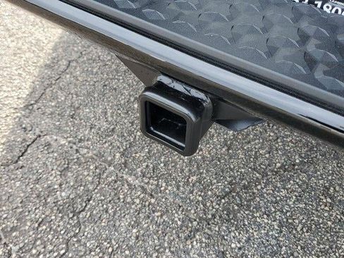 New 2025 GMC Canyon Elevation image 7