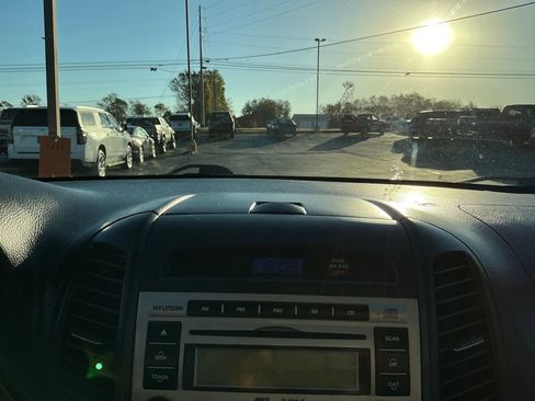 Used 2008 Hyundai Santa Fe GLS image 25