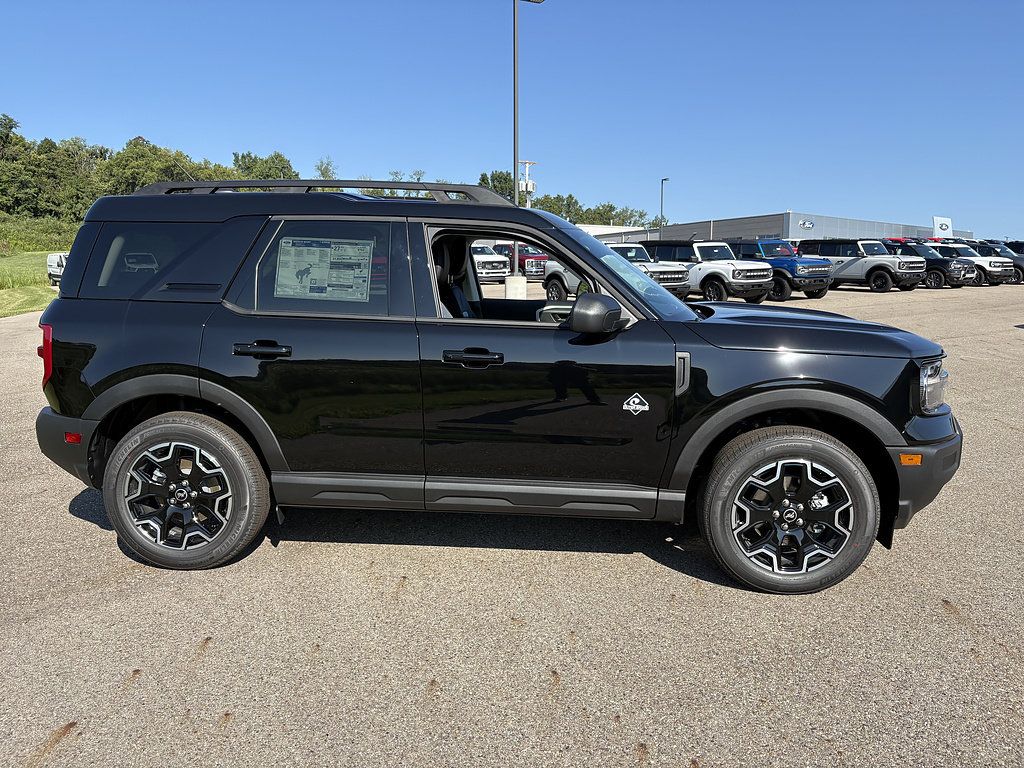 New 2026 Ford Bronco Sport Outer Banks AWD/4WD image 6